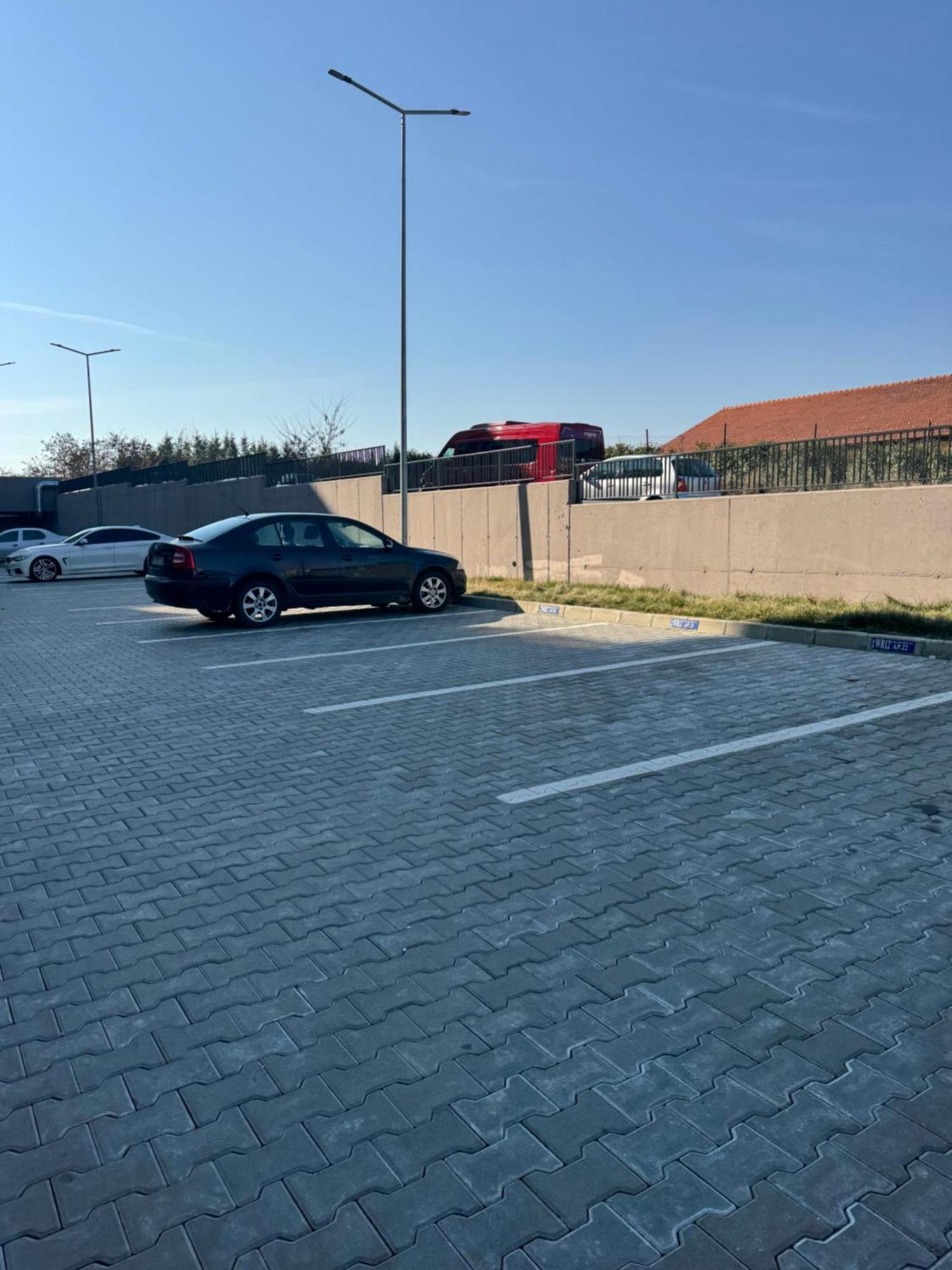 Adora De Luxe * Oradea